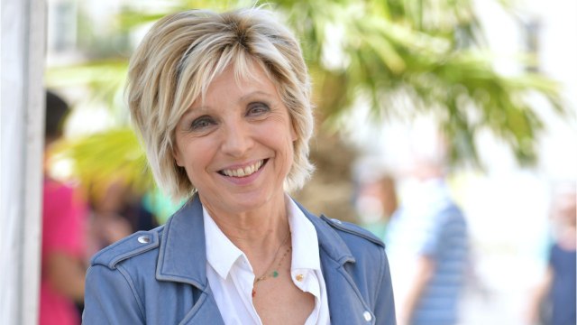FEMME ACTUELLE - Evelyne Dhéliat : ses rares confidences sur sa fille Olivia et ses petits-enfants
