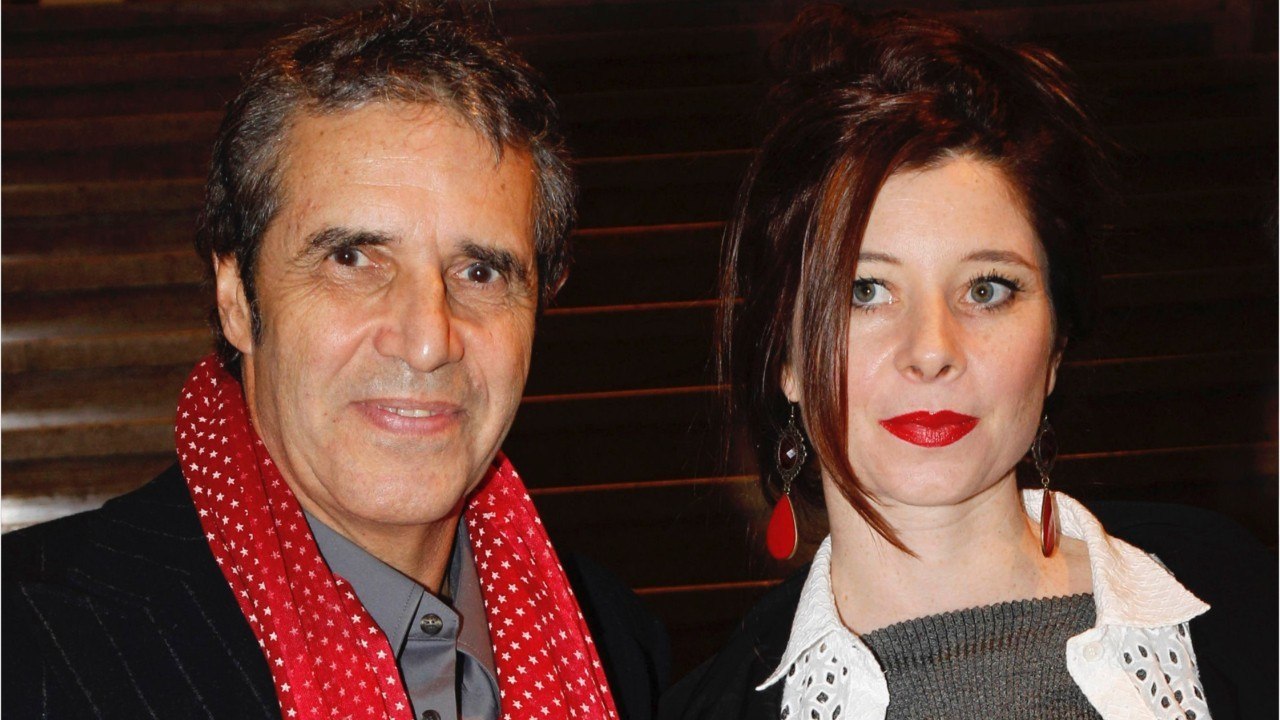 FEMME ACTUELLE - Julien Clerc : ce "non" catégorique qui a "beaucoup fait de peine" à sa femme Hélène Grémillon