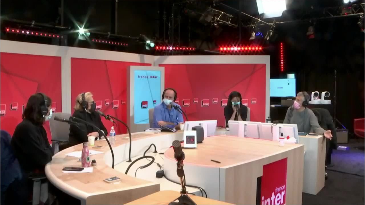 FEMME ACTUELLE - Sylvie Vartan : elle n’était pas dérangée par les infidélités de Johnny Hallyday