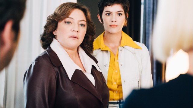 Femme Actuelle - Emilie Gavois-Kahn ( Les petits meurtres d'Agatha Christie ) : qui est la comédienne qui incarne le commissaire Annie Greco ?