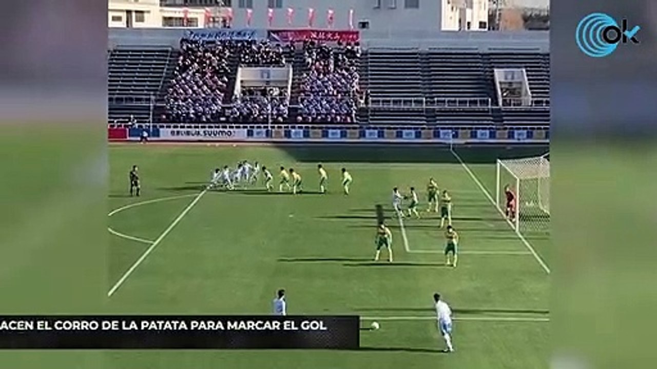 Lo nunca visto: unos futbolistas hacen el corro de la patata para marcar el gol más surrealista