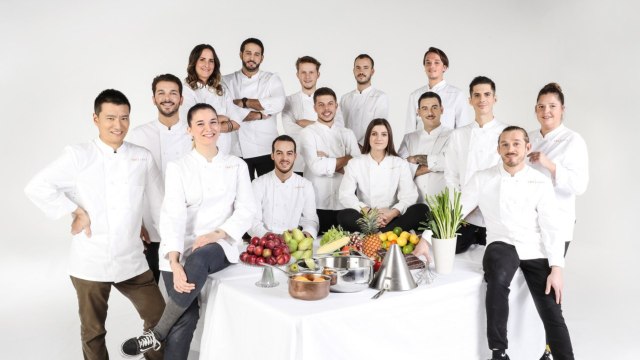 FEMME ACTUELLE - Top Chef 2021 : découvrez les portraits des 15 candidats, 11 hommes et 4 femmes, de la saison 12
