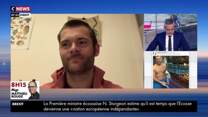 FEMME ACTUELLE - Tomy le pêcheur sexy et torse-nu : comment gère-t-il sa nouvelle notoriété ?