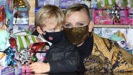 FEMME ACTUELLE - Charlene de Monaco : En mode Far West avec Albert et les jumeaux