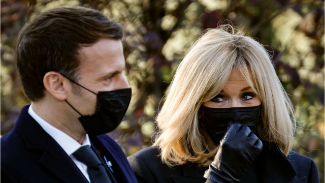 FEMME ACTUELLE - Covid-19 : Brigitte Macron, cas contact , présente-t-elle des symptômes ? Son cabinet répond