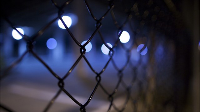 FEMME ACTUELLE - Enfermé pendant 28 ans par sa mère, un homme retrouvé dans un état désastreux