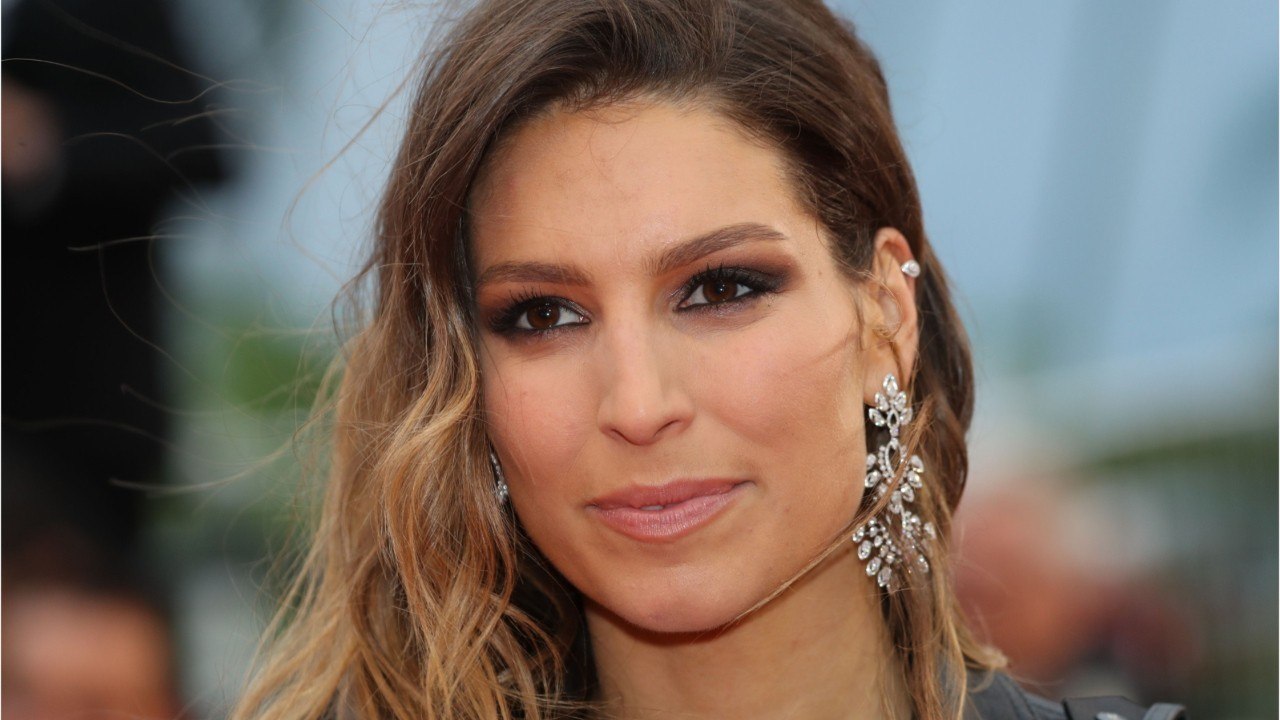 FEMME ACTUELLE - Miss France 2021 : Laury Thilleman explique son absence au centenaire du concours de beauté