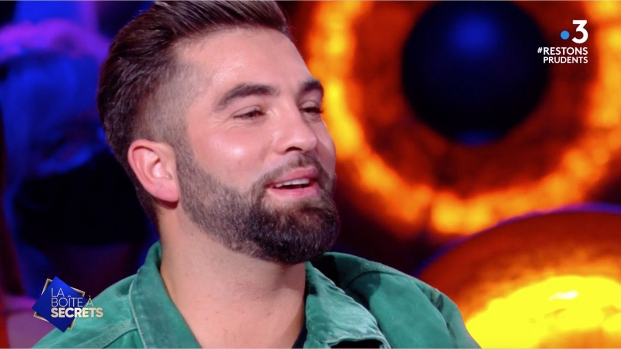 FEMME ACTUELLE - Kendji Girac en larmes face à sa mère Carmen : "Je te serai toujours fidèle"
