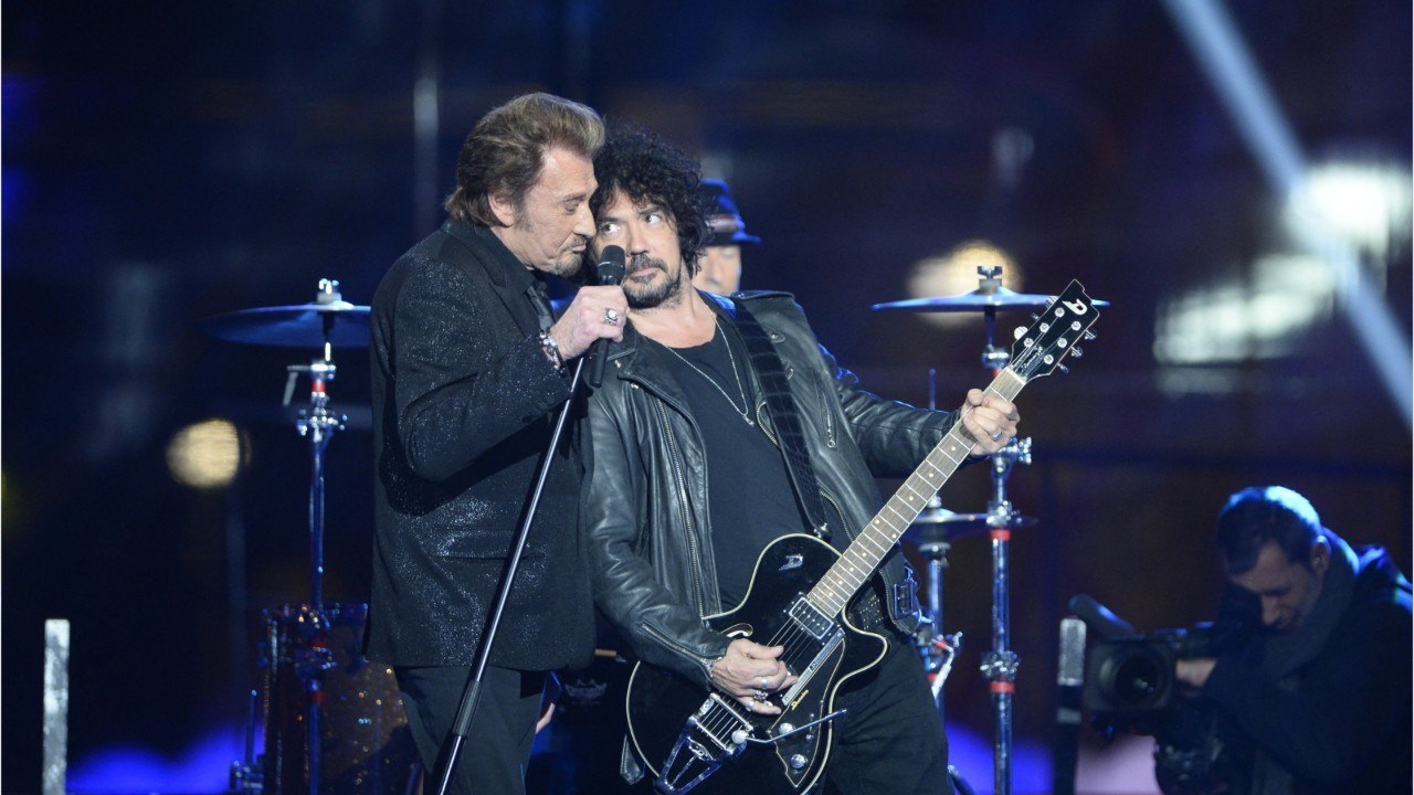 FEMME ACTUELLE - Johnny Hallyday: son guitariste dévoile son étonnant rituel avant de monter sur scène