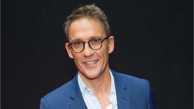 FEMME ACTUELLE - Julien Courbet : ses confidences poignantes sur la maladie d'Alzheimer de sa mère