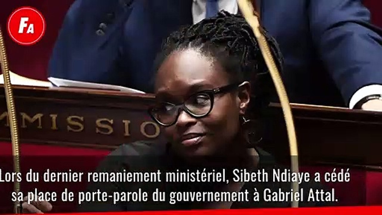 FEMME ACTUELLE - Sibeth Ndiaye : ce qu’elle a dit à Emmanuel Macron avant de quitter le gouvernement