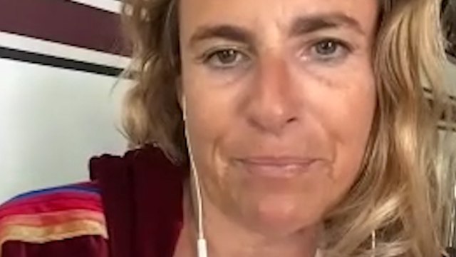 FEMME ACTUELLE - Lisa Azuelos nous parle du syndrome du nid vide.