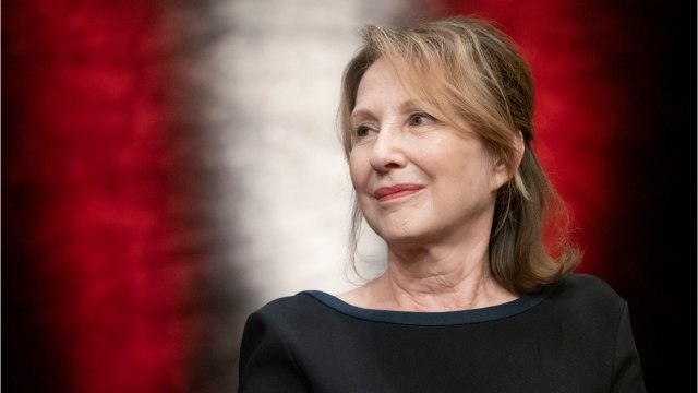 FEMME ACTUELLE - Nathalie Baye : sa romance gardée secrète avec un ancien ministre