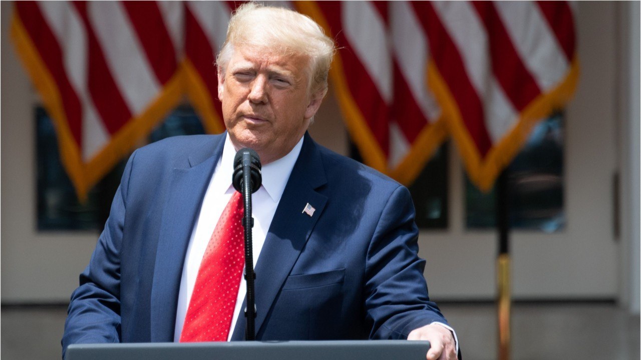 FEMME ACTUELLE - Quand Donald Trump félicite les chercheurs américains pour un vaccin contre le Sida… qui n’existe pas