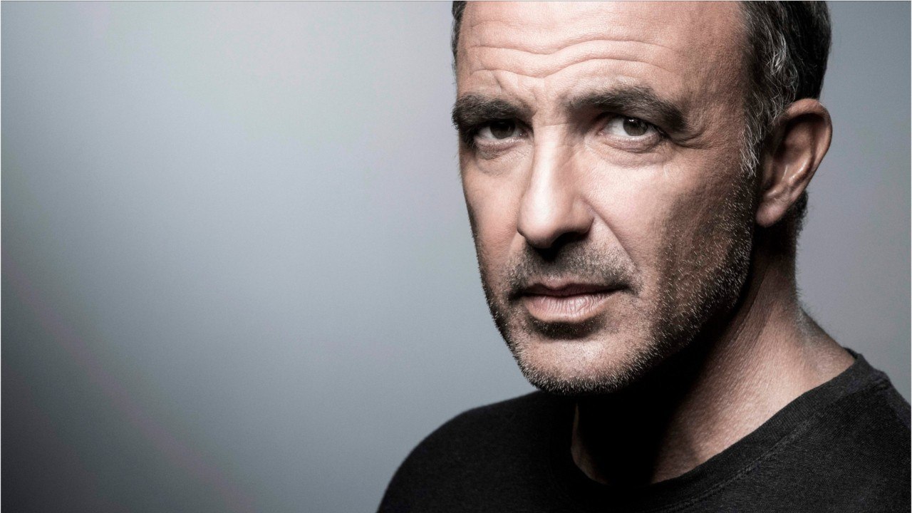 FEMME ACTUELLE - Nikos Aliagas, nostalgique : il partage un rare cliché de lui à 15 ans