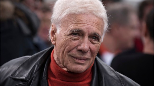 FEMME ACTUELLE - Guy Bedos : ce geste bouleversant de sa femme Joëlle juste après sa mort