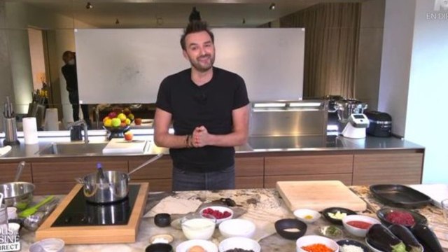 FEMME ACTUELLE - Tous en cuisine : le casse-tête de Cyril Lignac pour élaborer les recettes