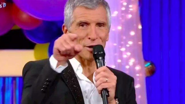 Confinés, Nagui et les musiciens de “N’oubliez pas les paroles” chantent pour les soignantsFEMME ACTUELLE -