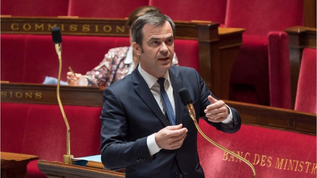 FEMME ACTUELLE - Ancien fêtard, c'est seul et confiné qu'Olivier Véran fête ses 40 ans