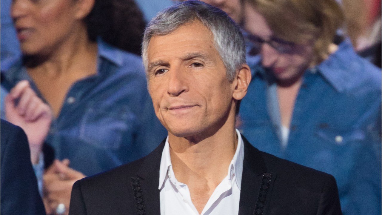 FEMME ACTUELLE - Nagui papa confiant : l'animateur se fait couper les cheveux par ses enfants