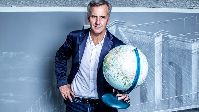 FEMME ACTUELLE - Coronavirus : comment Bernard de La Villardière a contaminé la moitié de son entourage