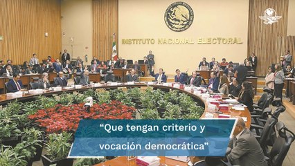 Pide AMLO a consejeros del INE "actuar como verdaderos jueces"