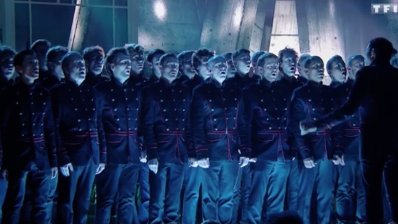 FEMME ACTUELLE - "Les Enfoirés 2020" : l’hommage de la troupe à Johnny Hallyday émeut les internautes