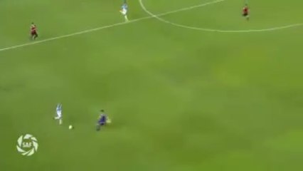 Argentine - La sortie un peu trop périlleuse du gardien d'Independiente