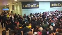Cargas policiales en el aeroport del Prat