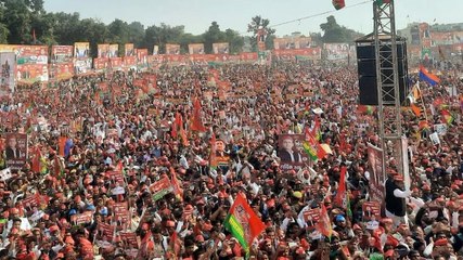 Omicron threat: Should Election Commission ban poll rallies?