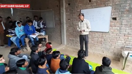 Good news: Meet UP's Gorakh Chaurasiya who teaches hundreds for free