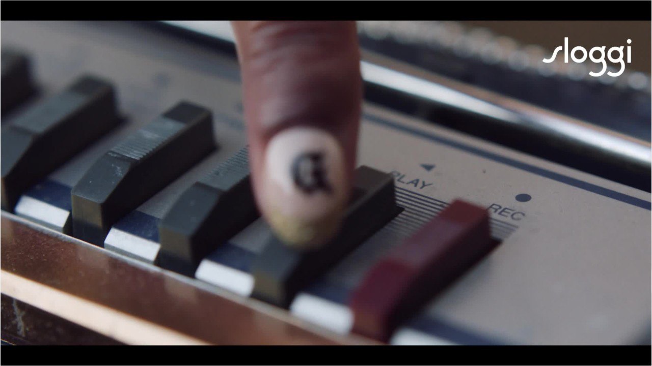 FEMME ACTUELLE - Sloggi fête les 40 ans de sa culotte avec une mamie déjantée qui fait le show dans un clip trop drôle !