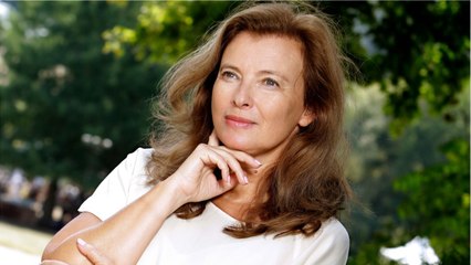 FEMME ACTUELLE - Valérie Trierweiler se confie sans tabou sur sa relation avec Alain Delon