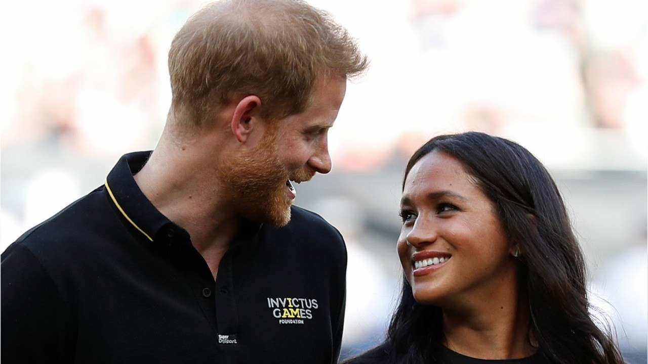 FEMME ACTUELLE - Meghan et Harry, les photos de leur sortie inattendue au pub avec Archie