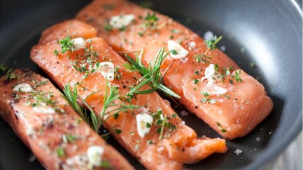 CUISINE ACTUELLE - La Technique Pour Réussir La Cuisson Du Poisson (et Sans Odeur !)