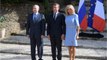 FEMME ACTUELLE - Brigitte Macron ressort sa robe courte bleu ciel… un nouveau coup de cœur ?