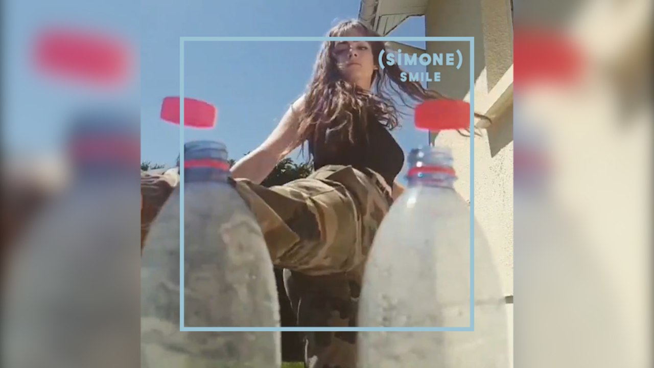 SIMONE : #BottleCapChallenge