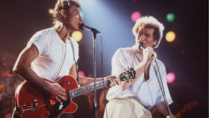 FEMME ACTUELLE - Johnny Hallyday : ce jour où Eddy Mitchell lui a mis "une tarte"