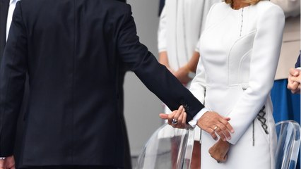 FEMME ACTUELLE - Brigitte Macron surprend avec une petite robe courte des plus audacieuses !