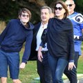FEMME ACTUELLE - Carla Bruni-Sarkozy : son fils Aurélien Enthoven fête ses 18 ans et fait (déjà) craquer ses nombreuses admiratrices