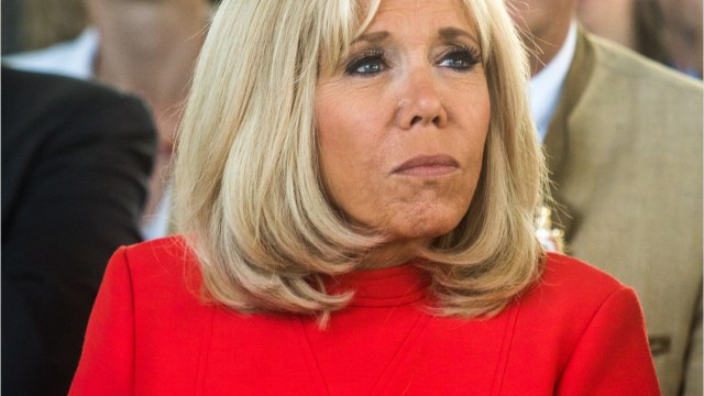 FEMME ACTUELLE - Brigitte Macron : Sa Relation assez Musclée Avec Emmanuel Macron