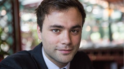 FEMME ACTUELLE - Charles Consigny dévoile son salaire dans On n'est pas couché : "Ce n'est pas tant que ça hein ?"