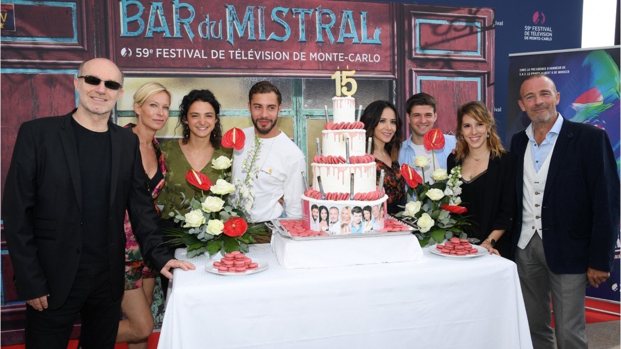 FEMME ACTUELLE - Plus belle la vie : Fabienne Carat, Rebecca Hampton, Anne Decis... Tous réunis pour fêter les 15 ans de la série