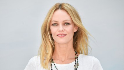 FEMME ACTUELLE - Vanessa Paradis Assume D’être Regardée Comme Une Femme (1)