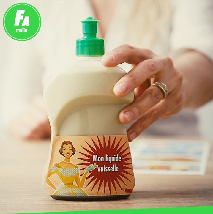 FEMME ACTUELLE - Un liquide vaisselle écolo en moins d'une minute