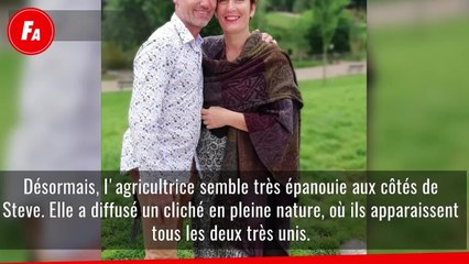 FEMME ACTUELLE - L'amour Est Dans Le Pré : Carole Présente Son Fiancé Et Dévoile Sa Jolie Bague De Fiançailles ! (1)