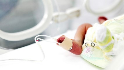 FEMME ACTUELLE - Le Plus Petit Bébé Au Monde Est Sorti De L’hôpital En Bonne Santé