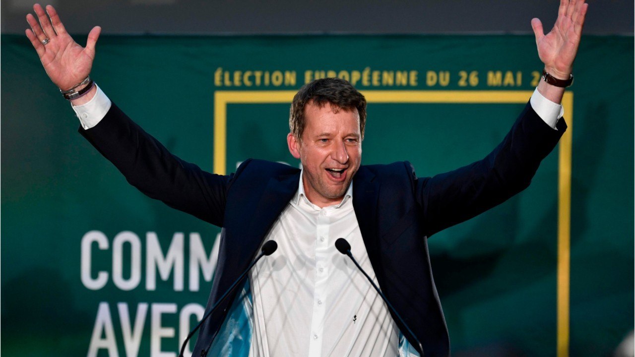 FEMME ACTUELLE - Yannick Jadot : qui est sa compagne Isabelle Saporta ?