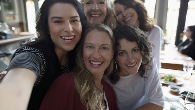 FEMME ACTUELLE - Enquête exclusive: Famille, couple, travail: quelles sont les attentes des femmes en 2019?