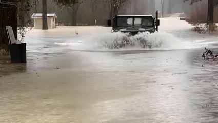 Скачать видео: Tracking the risk of severe storms across the Southeast